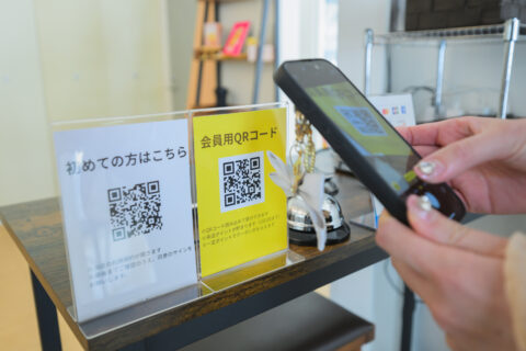 QRコード読み込みで受付します