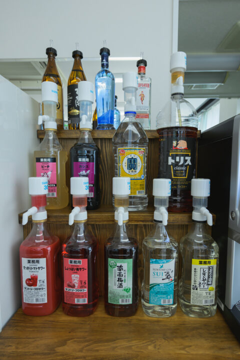 セルフでお酒が飲み放題