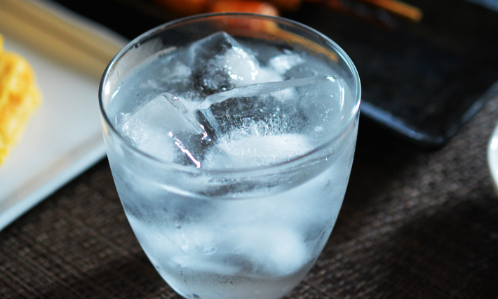 焼酎水割り(焼酎+水)